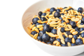 Breakfast: oatmeal with blueberries, pine nuts and almonds.