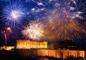 Tafelkleed fireworks over Athens Acropolis  New Year destination © Melinda Nagy
