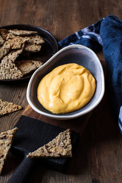 Vegan cheese dip
