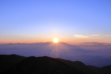 山頂（木曽駒ヶ岳）からの日の出