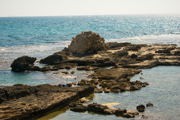 sea and rocks