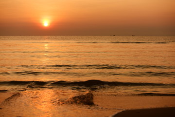 Fototapeta na wymiar sunrise at the beach on the morning