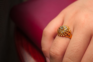 Diamond ring gold, gem thai style.