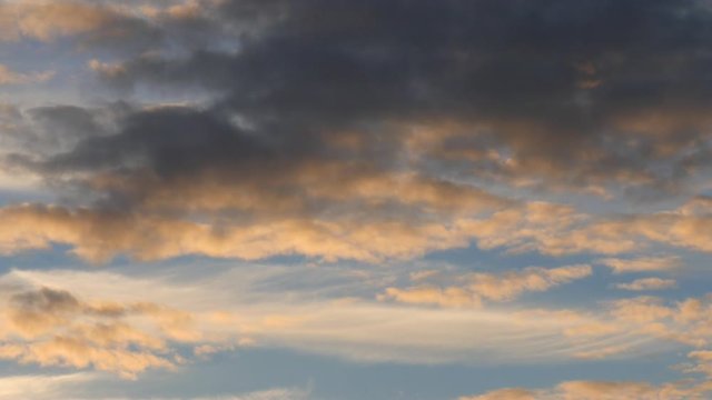 Time-lapse White Puffy Clouds with Clear Blue Sky (UltraHD 4K)