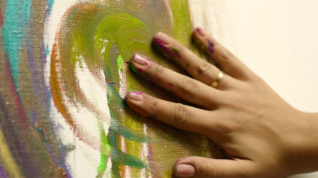 Hand mixing paints on canvas, prores4444, RAW, Arri Alexa mini, 50fps, macro