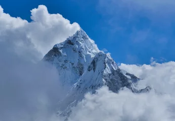 Crédence de cuisine en verre imprimé Himalaya Mont Ama Dablam , chaîne de montagnes de l& 39 Himalaya au Népal, chemin de suivi vers le mont Everest