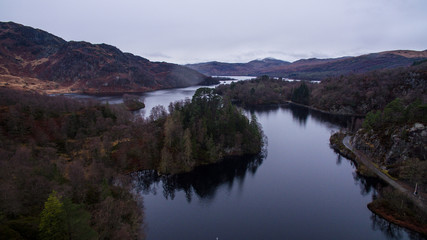 Naklejka premium Loch Katrine, Beautiful Scottish Mountains