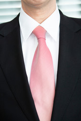 Anzug und Krawatte