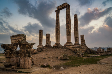  The Temple of Hercules at sunset at the citadel, Amman, Jordan