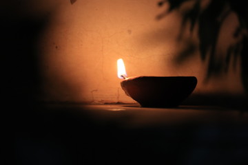 candle in the hand