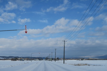 日本国北海道の雪のある冬の風景