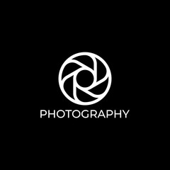 Photography Logo Design Vector Template. Minimalist, Simple, Modern, Camera, Lens, Focus.
