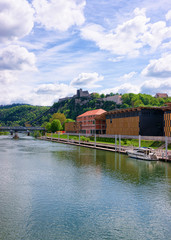 Fototapeta na wymiar River Doubs and Citadel of Besancon at Bourgogne