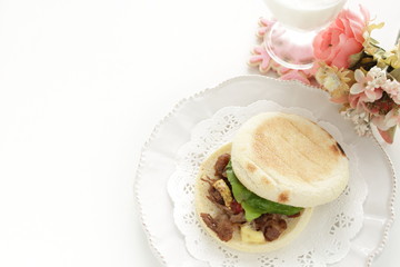  English muffin and Yakiniku beef sandwich