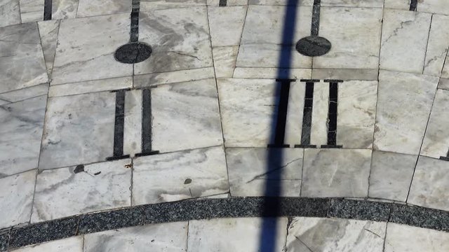 Sundial. Shooting in the summer. Time lapse.