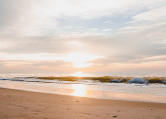 Fototapeta na wymiar Beach Sunrise