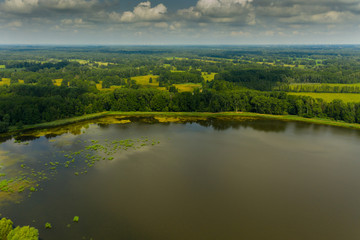 Landschaftsbild Spreewald mit einer Drohne