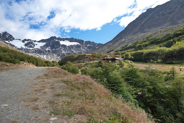 Fototapeta na wymiar The path to the Martial Glacier, Tierra del Fuego, Argentina