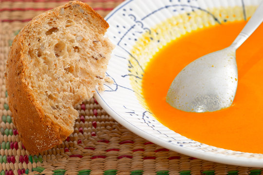 Homemade Fresh carrot soup with bread