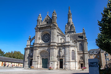 Fototapeta na wymiar Sainte-Anne-d'Auray. Basilique Sainte-Anne. Morbihan. Bretagne 