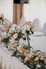 beautiful wedding table flower decoration