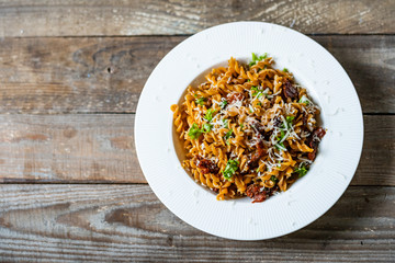 Pasta with sauce and sun-dried tomatoes