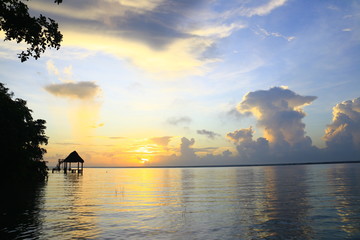 atardecer en bacalar