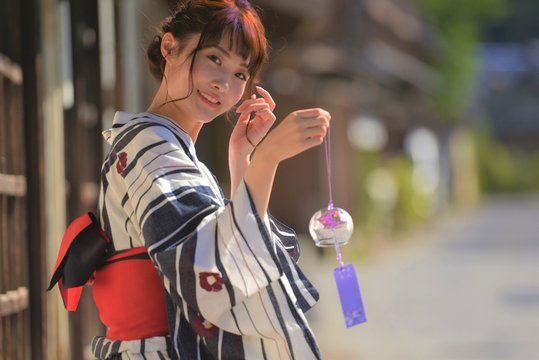 7 674 Best 日本人女性images Stock Photos Vectors Adobe Stock 7 674 Best 日本人女性images Stock Photos Vectors Adobe Stock