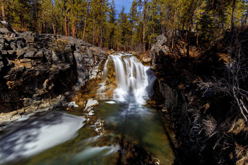 Obraz premium McKay Falls near Bend, Oregon