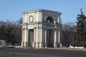 Fototapeta na wymiar Moldova, Kishinev, Triumphal arch