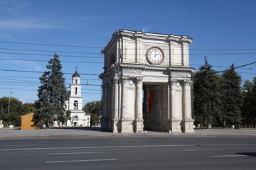 Fototapeta na wymiar Moldova, Kishinev, Triumphal arch