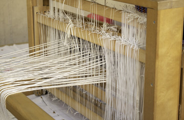 Weaving spinners