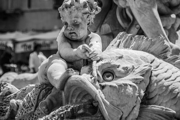 Fontana del Moro 1