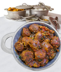 gastronomie Réunionnaise, rougail saucisses et cari poulet 