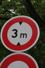 panneau de signalisation hauteur 3m