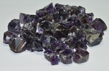 amethyst raw gemstones