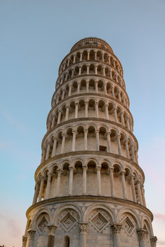 Torre inclinada de pisa