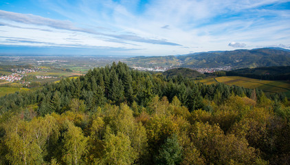 Obraz premium Blick vom Geigerskopfturm in Oberkirch im Renchtal