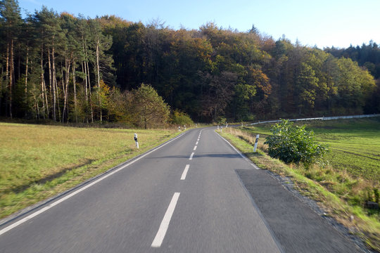 Landstra&szlig;e von Abtswind nach Geiselwind
