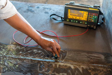 Step to Non-Destructive Testing(NDT) of welding with process Ultrasonic testing (UT).