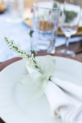 DIY beautiful backyard reception table setup for event
