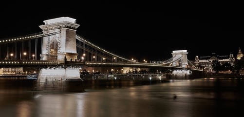 Naklejka premium Szechenyi chain bridge by night Budapest Hungary