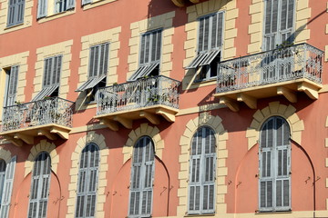 Naklejka premium façade du sud
