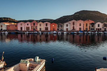 Obraz premium BOSA, ITALY / OCTOBER 2019: Life in the colorful fishermen's village in the north iof Sardinia