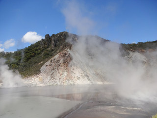 大湯沼（北海道登別市）