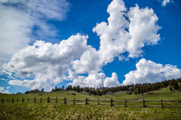 A beautiful overlooking view of nature in Buffalo, Wyoming