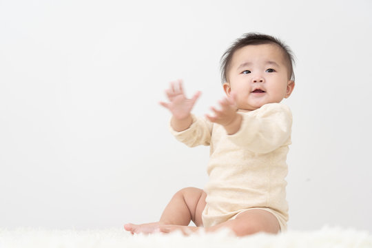 2 640 件の最適な 拍手する赤ちゃん 画像 ストック写真 ベクター Adobe Stock