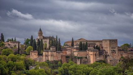 Fototapeta na wymiar Alhambra nubes tormenta