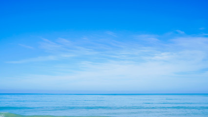 Obraz premium Background sky and sea ,Bright and enjoy your eye with the sky refreshing in Phuket Thailand.