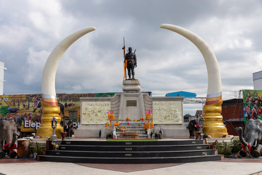 タイ国スリン県のモニュメント